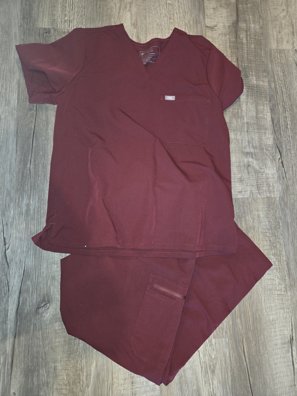 FIGS Burgundy Scrub Set
